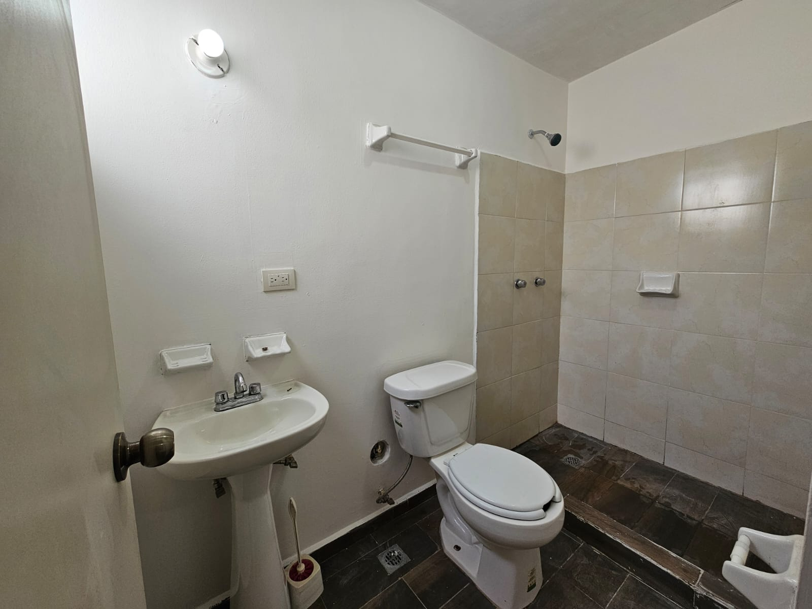 Casa en Venta en Fraccionamiento Triana (Asturias), Apodaca | 3 Recámaras
