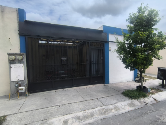 Casa en Venta en Fraccionamiento Madiba, Pesquería | 3 Recámaras con Cocina Equipada
