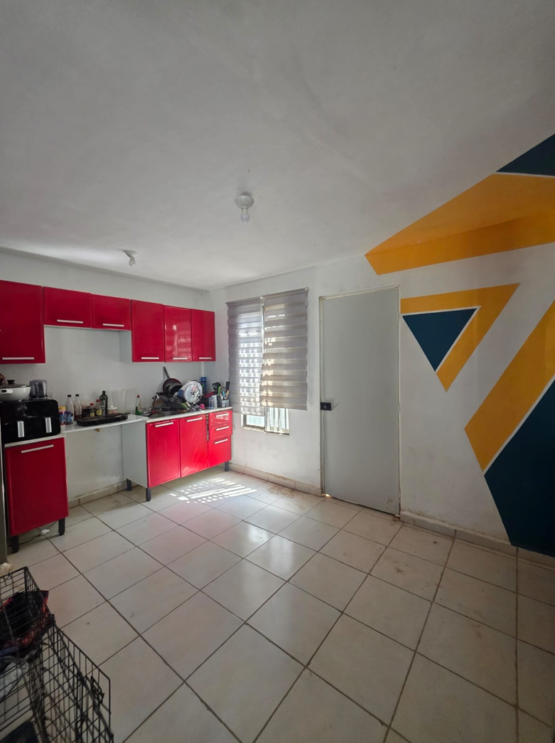 Casa en Venta en Laderas de la Silla, Juárez | 2 Plantas, Cochera Doble