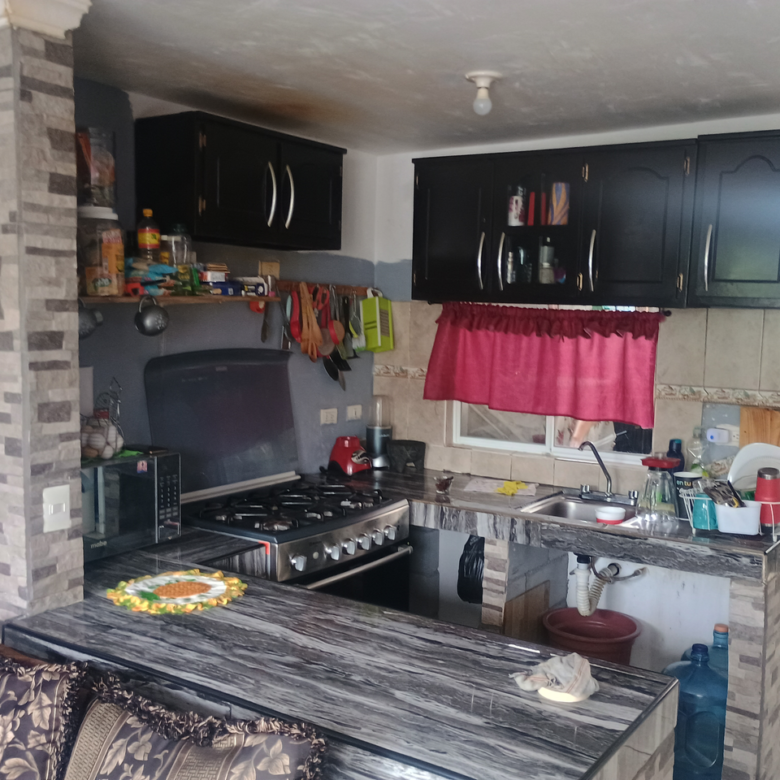 Casa en Venta en Lomas de Córdoba (Sector Villares), Juárez | 2 Plantas, 2 Recámaras