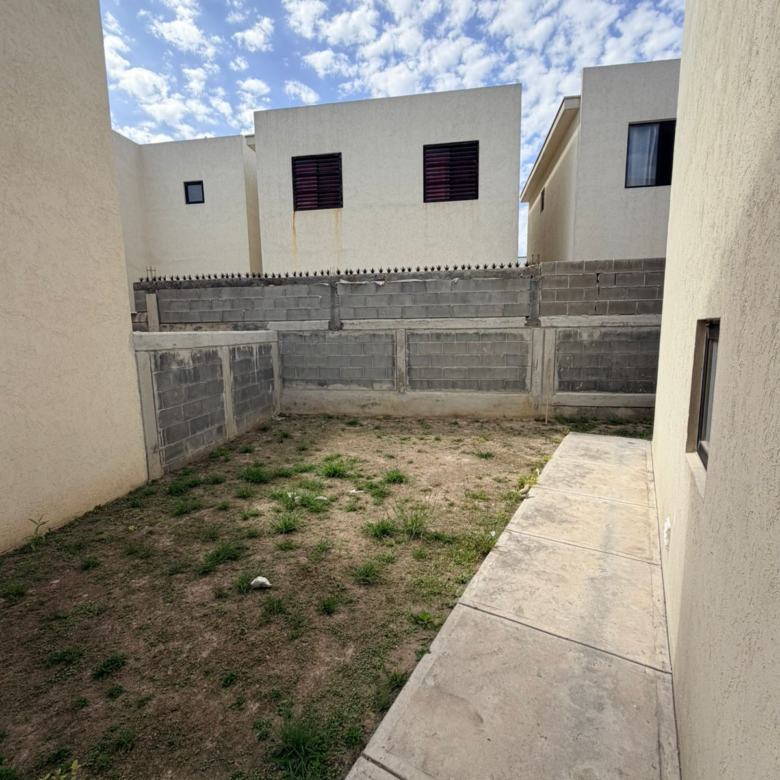 Casa en Venta en Allegra Valle Condesa I, Juárez | 3 Recámaras, Cochera Doble