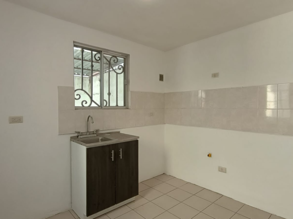 Casa en Venta en Villas de la Hacienda, Juárez | 2 Plantas, Cochera Doble