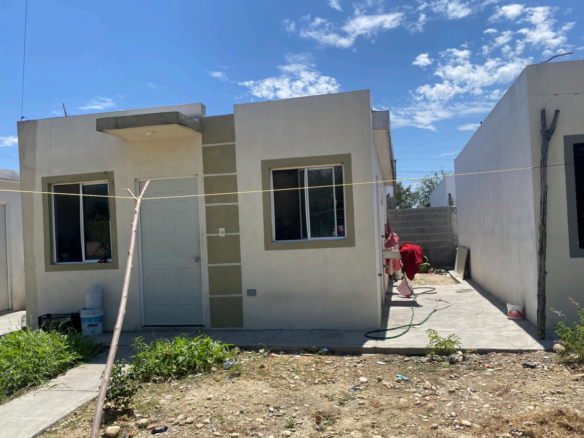Casa en Venta en Praderas de Oriente, Juárez | 2 Recámaras