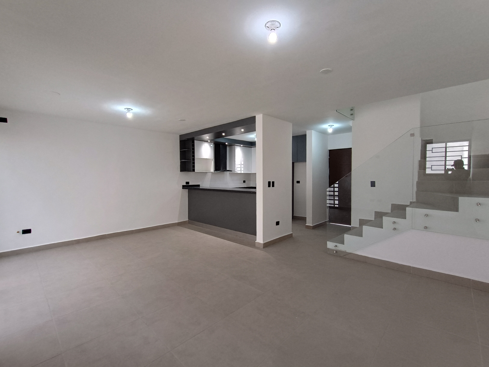Casa en Venta en Ayucca Residencial (Mitras Poniente), García | 3 Recámaras con Cocina Integral