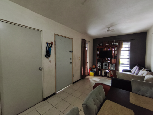 Casa en Venta en Renaceres Residencial 3er Sector, Apodaca | 2 Recámaras con Cocina Integral