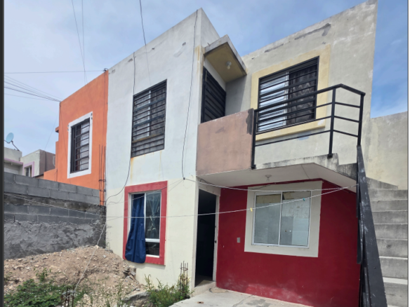 Casa en Venta en Real del Sol, Ciénega de Flores | 2 Recámaras