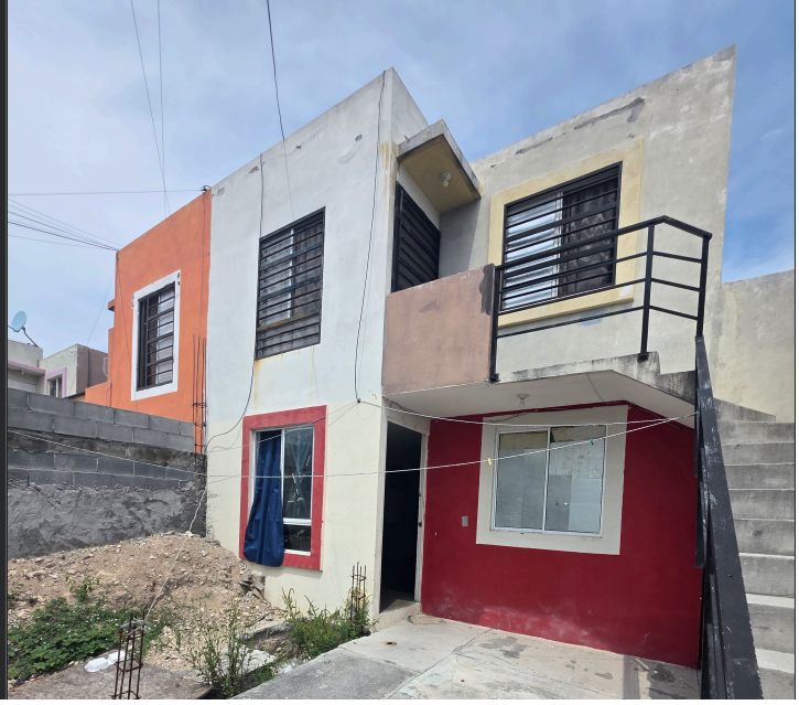 Casa en Venta en Real del Sol, Ciénega de Flores | 2 Recámaras