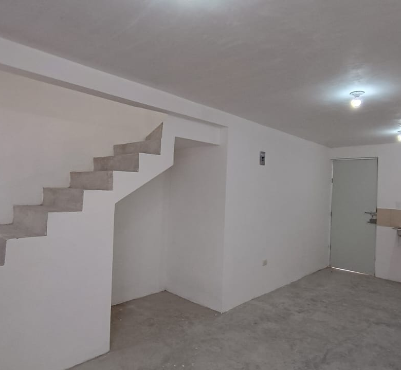 Casa en Venta en Residencial Los Ébanos, Juárez | 2 Recámaras, 2 Plantas