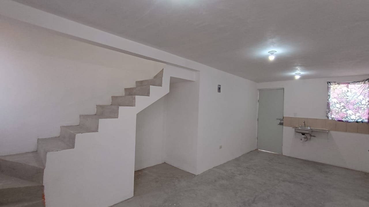 Casa en Venta en Residencial Los Ébanos, Juárez | 2 Recámaras, 2 Plantas