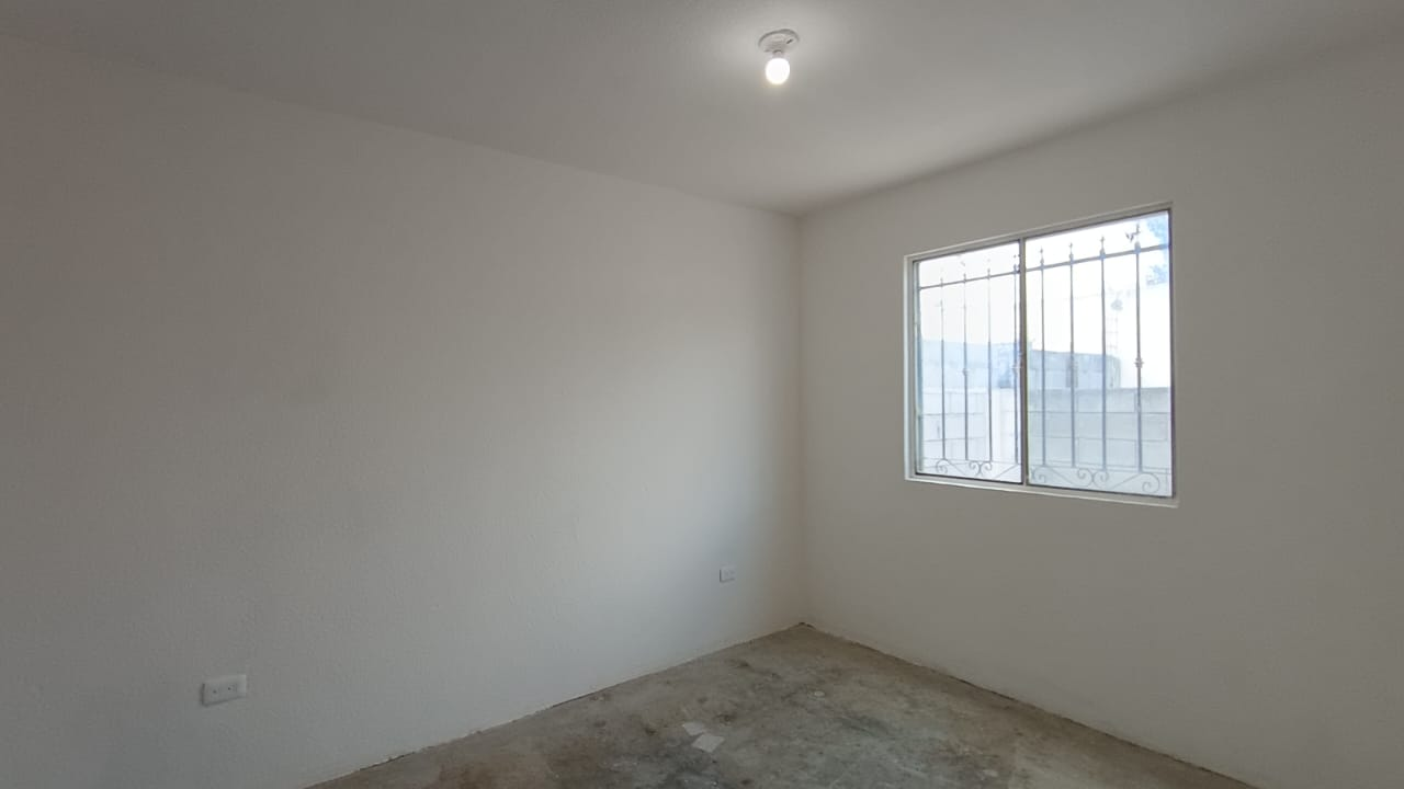 Casa en Venta en Los Cometas, Juárez | 2 Recámaras, Cochera