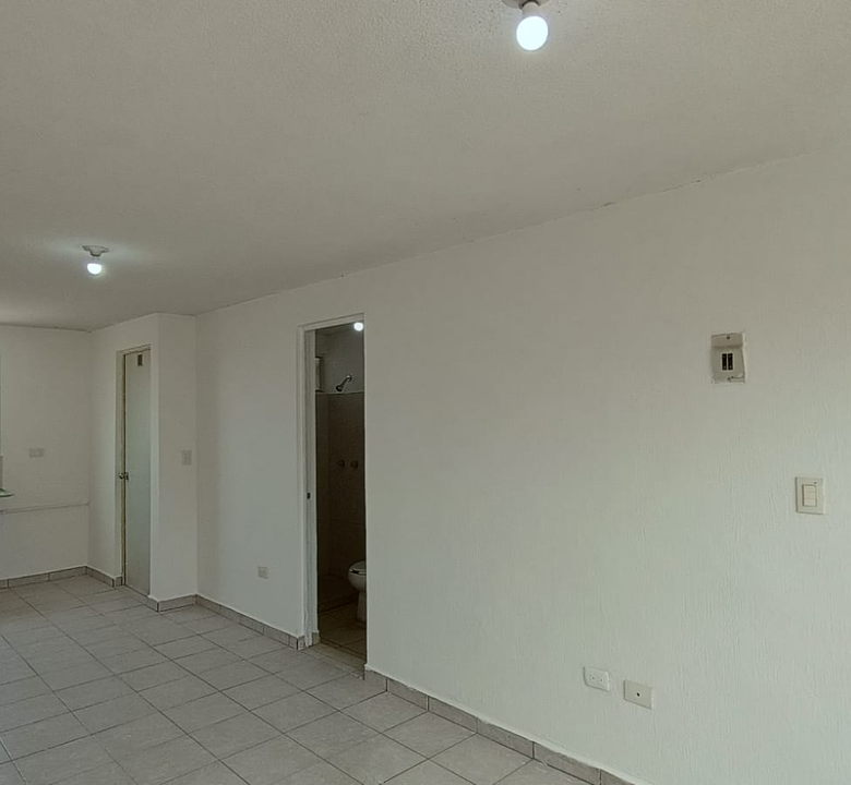 Departamento en Venta en Privada Vía Siete, Juárez | 2 Recámaras con Piso Cerámico