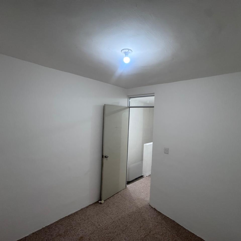 Casa en Venta en Valles de Oporto, Juárez | 2 Plantas, 2 Recámaras