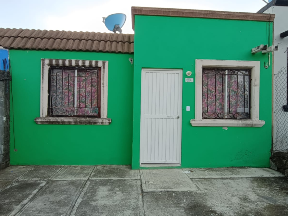 Casa en Venta en Los Cometas (Monte Kristal), Juárez | 2 Recámaras