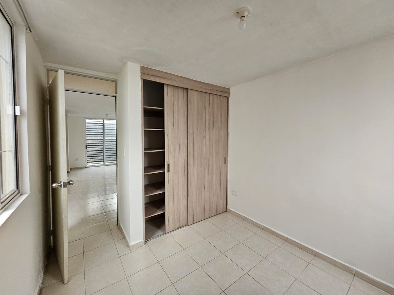 Casa en Venta en Parques Zafiro Azul Real, García | 3 Recámaras, 3 Baños