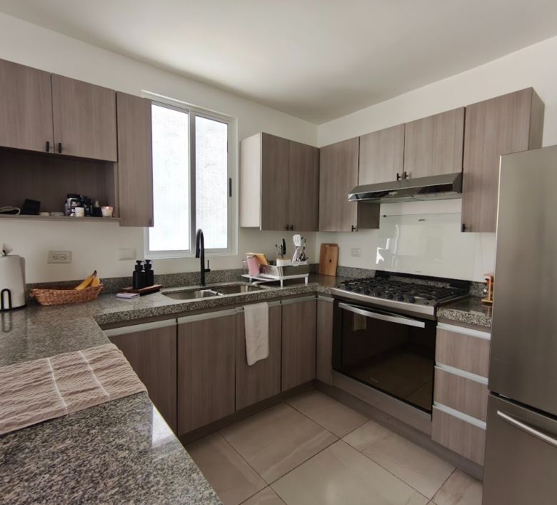 Casa en Venta en Fraccionamiento Samsara (Sector Bellini), García | 3 Recámaras con Alberca