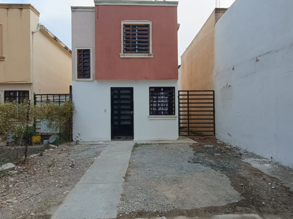 Casa en Venta en Real de Palmas, General Zuazua | 2 Recámaras