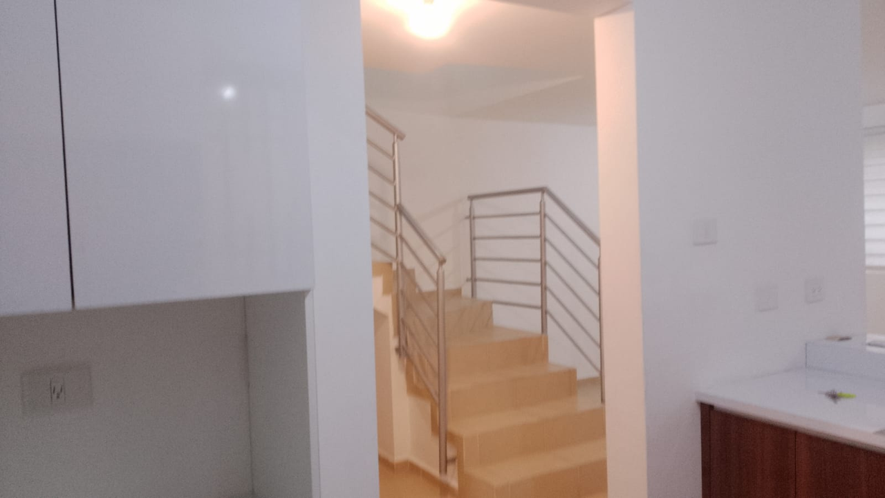Casa en Venta en mitras poniente malaga, García | 3 Recámaras, 102 m²