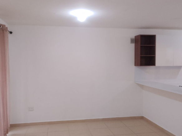 Casa en Venta en mitras poniente malaga, García | 3 Recámaras, 102 m²