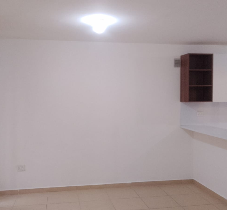 Casa en Venta en mitras poniente malaga, García | 3 Recámaras, 102 m²