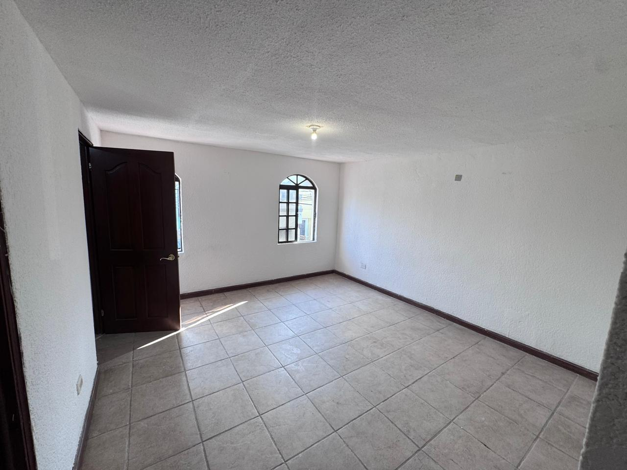 Casa en Venta en Fuentes de san miguel, Guadalupe | 3 Recámaras, 125 m²