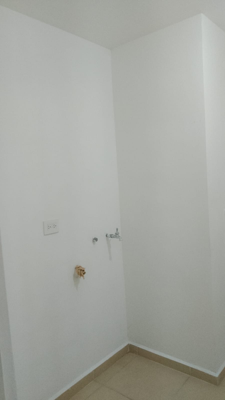 Casa en Venta en mitras poniente malaga, García | 3 Recámaras, 102 m²