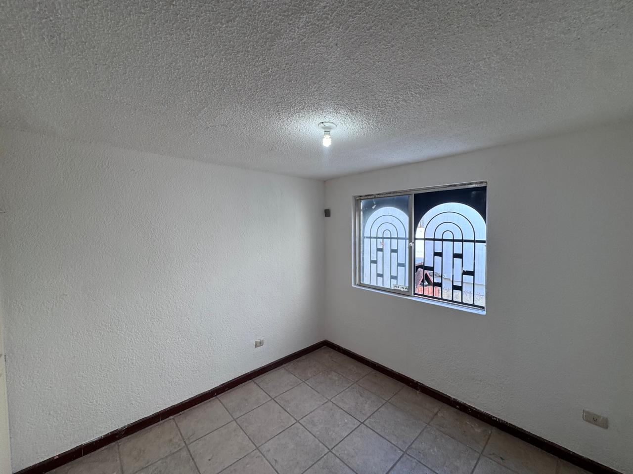 Casa en Venta en Fuentes de san miguel, Guadalupe | 3 Recámaras, 125 m²