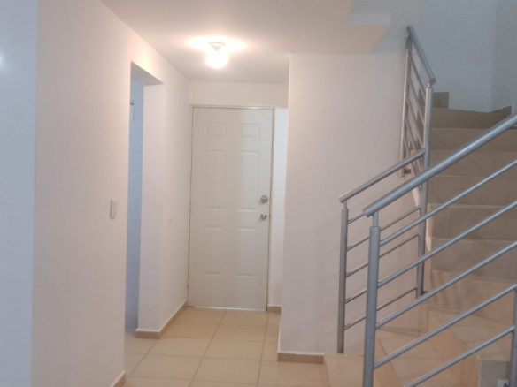 Casa en Venta en mitras poniente malaga, García | 3 Recámaras, 102 m²