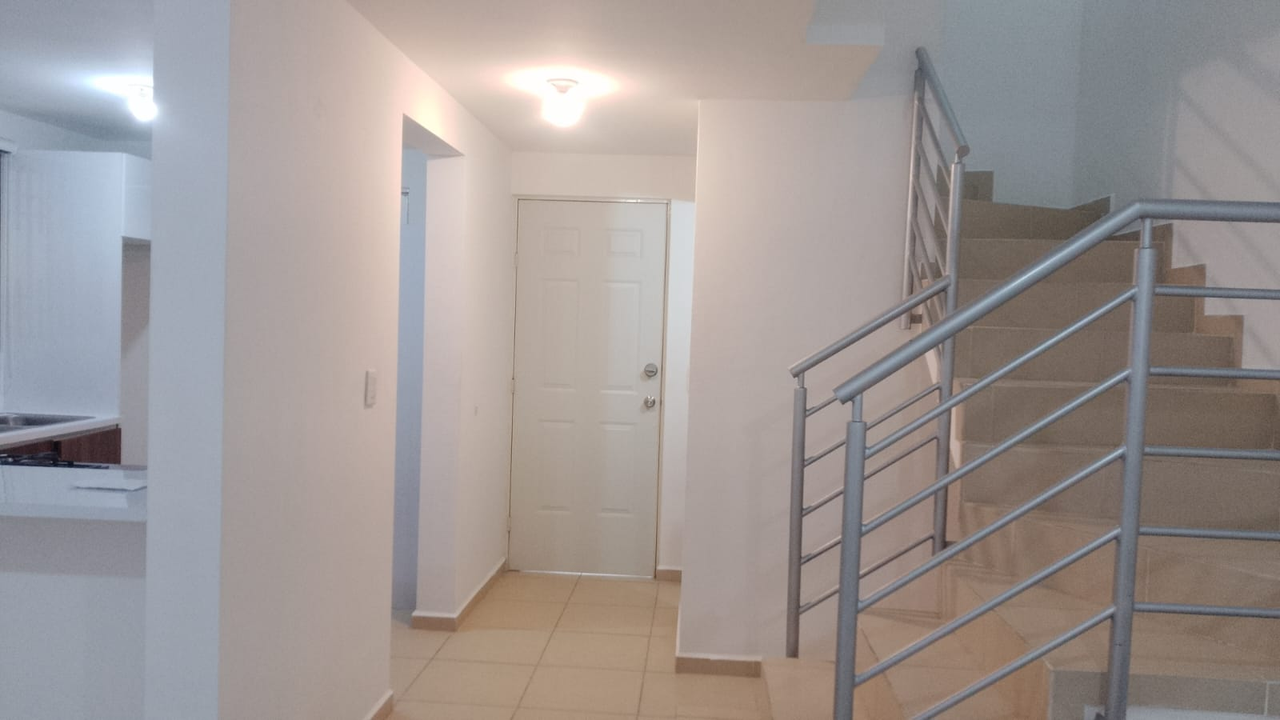 Casa en Venta en mitras poniente malaga, García | 3 Recámaras, 102 m²